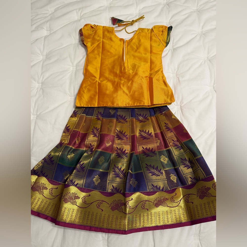 South Indian Pattu Pavadai set for girls 3-5 years old NWOT - Picture 6 of 6